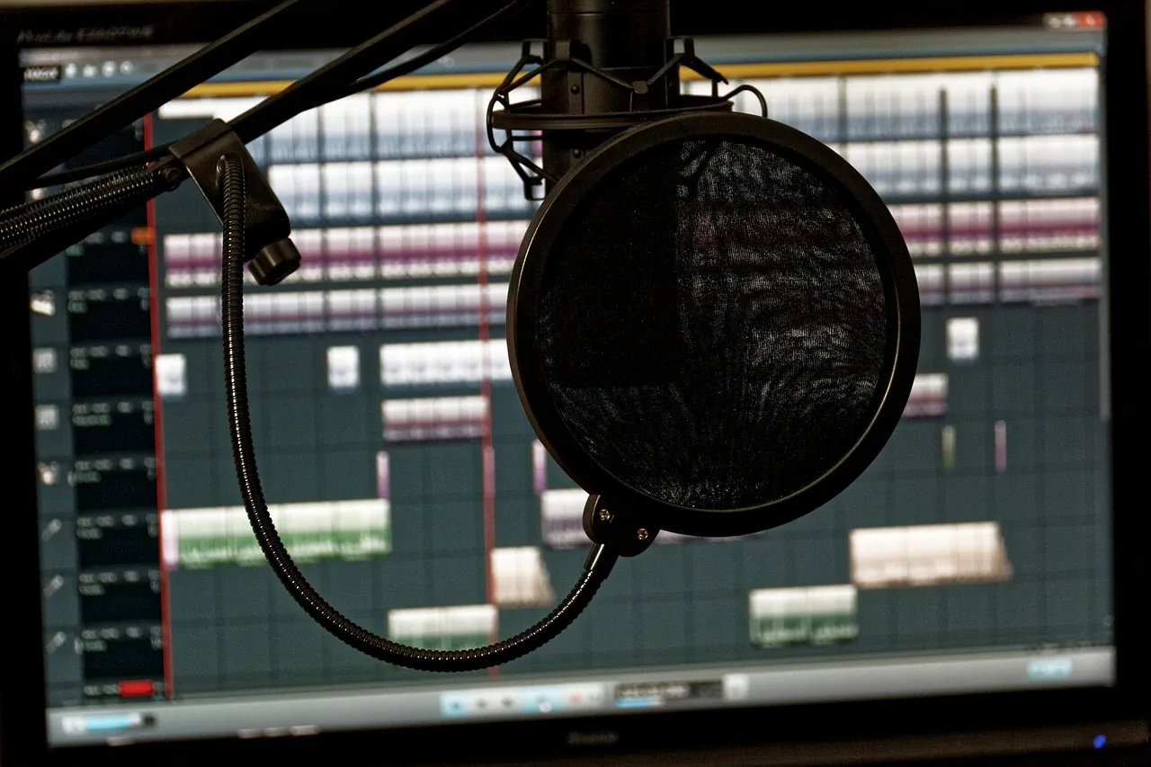 studio, music, mixer, audio, controller, music studio, recording, sound mixer, microphone, sound studio, pc, software, notebook, laptop, dj, studio, music studio, music studio, music studio, music studio, music studio. The short version of Youtube channel platforms